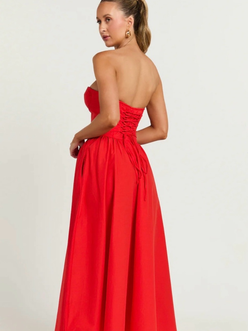 Showpo Daria Midi Dress 2 - Picture 2 of 6